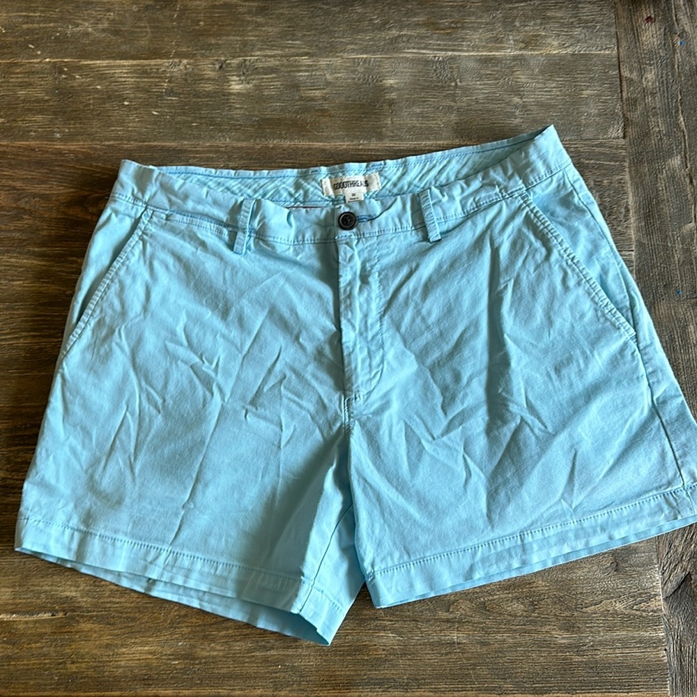 Men’s good threads 5 inch inseam shorts